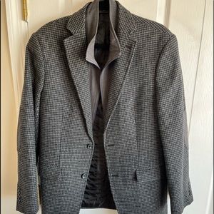 Beautiful Size 38R MARC Anthony